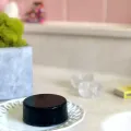 Savon nettoyant au charbon actif